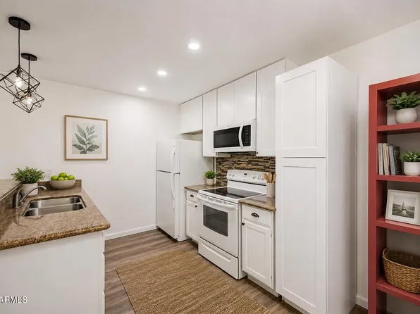 5525 E THOMAS Road #R13, Phoenix, AZ 85018