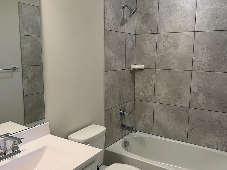 927 Ericcson Ln — Photo 13