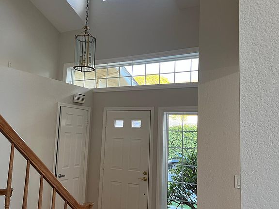 4th image of 306 Windmill Park Ln