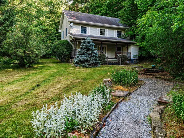 754 Saint Leo Rd, Burton, WV 26562