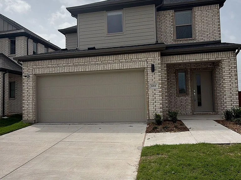 888 Sunflower Rd — Photo 1