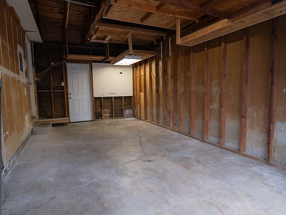 5th image of 4164 Vineyard Ave #A