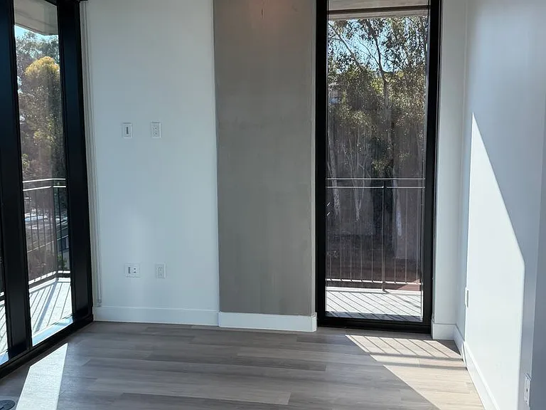 Rainford Apartments — Photo 108