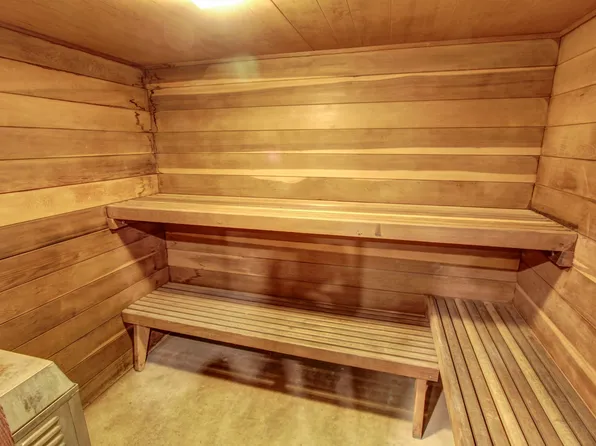 Hollandale Apartments, 2 Hollandale Ln #Bd53c3081, Clifton Park, NY 12065