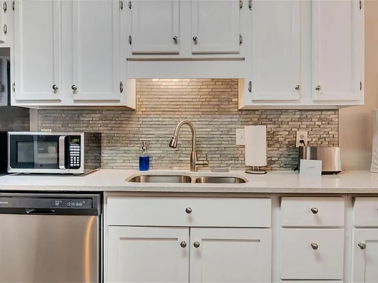 4543 Coopers Creek Pl SE — Photo 7