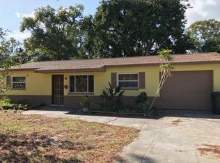 2656 Granada Cir W, Saint Petersburg, FL 33712