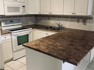 7640 SW 153rd Ct APT 201, Miami, FL 33193