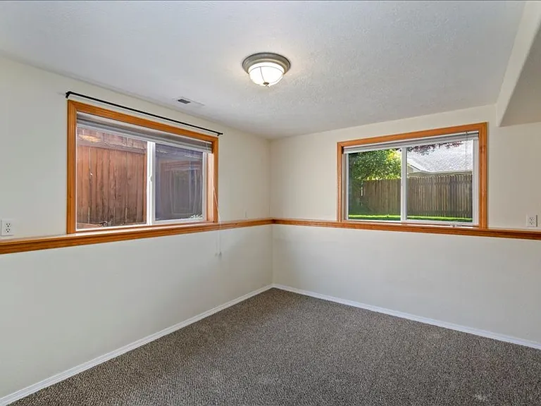 14180 W Chadford Dr — Photo 24