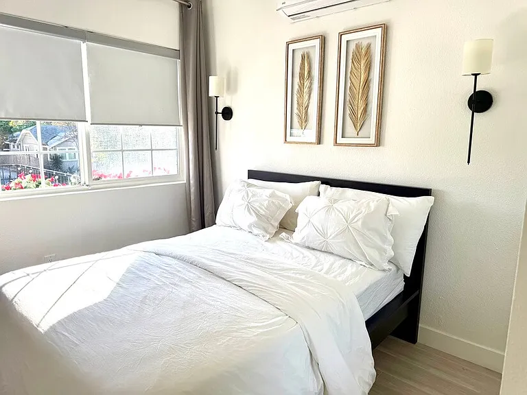 Mid-Sized Bedroom