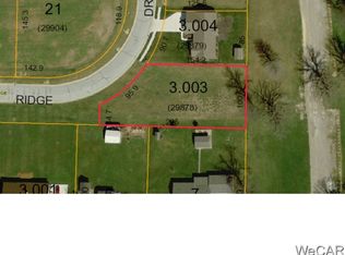 2560 Autumn Ridge Dr, Lima, OH 45801