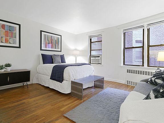3rd image of 54 E 8th St #3R