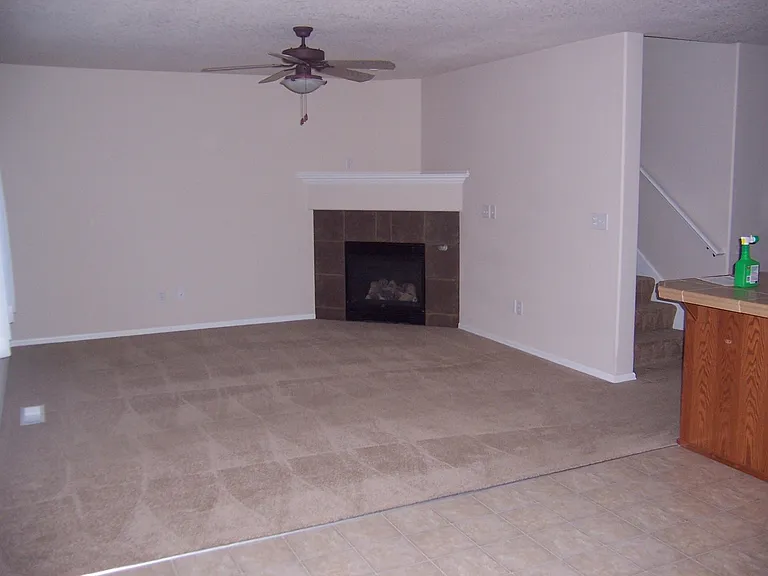 863 SE Bayshore Cir — Photo 5