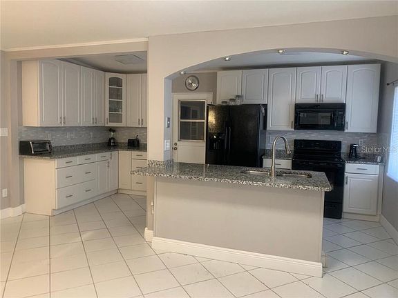 2nd image of 6515 Yucatan Dr