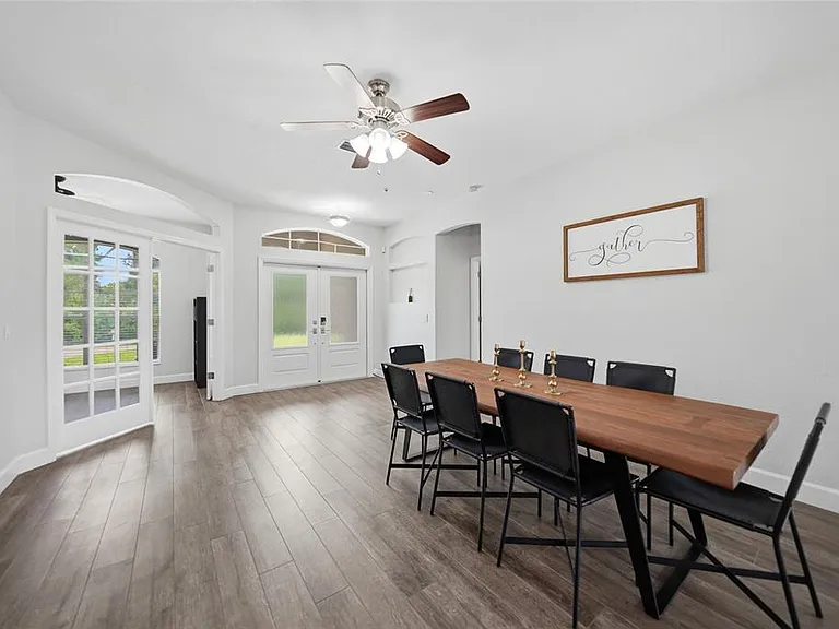 2880 Vogler Ln — Photo 4