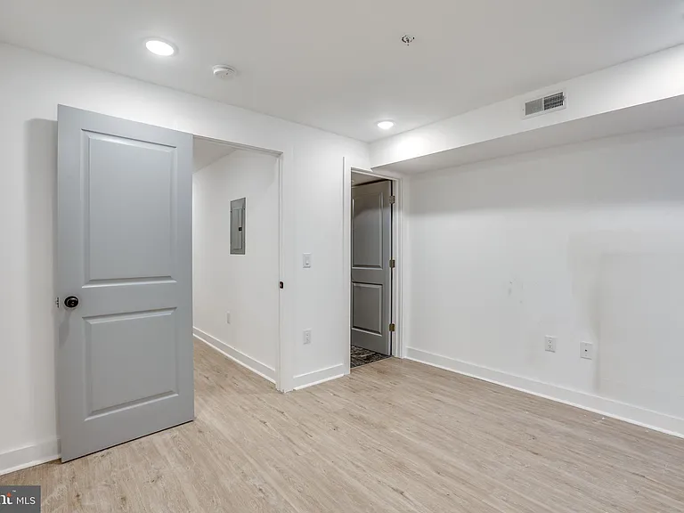 922 W Arizona St #1 — Photo 11