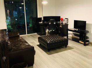 8353 Lake Dr APT 407, Doral, FL 33166