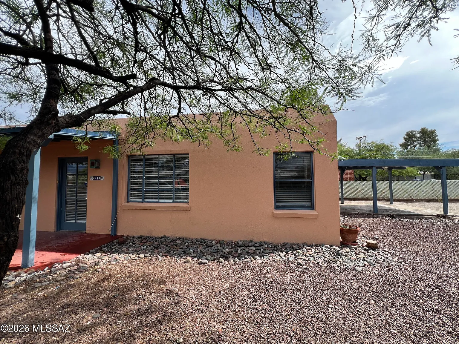 1 bed, 1.0 bath, 402 sqft, $850 — Photo 3