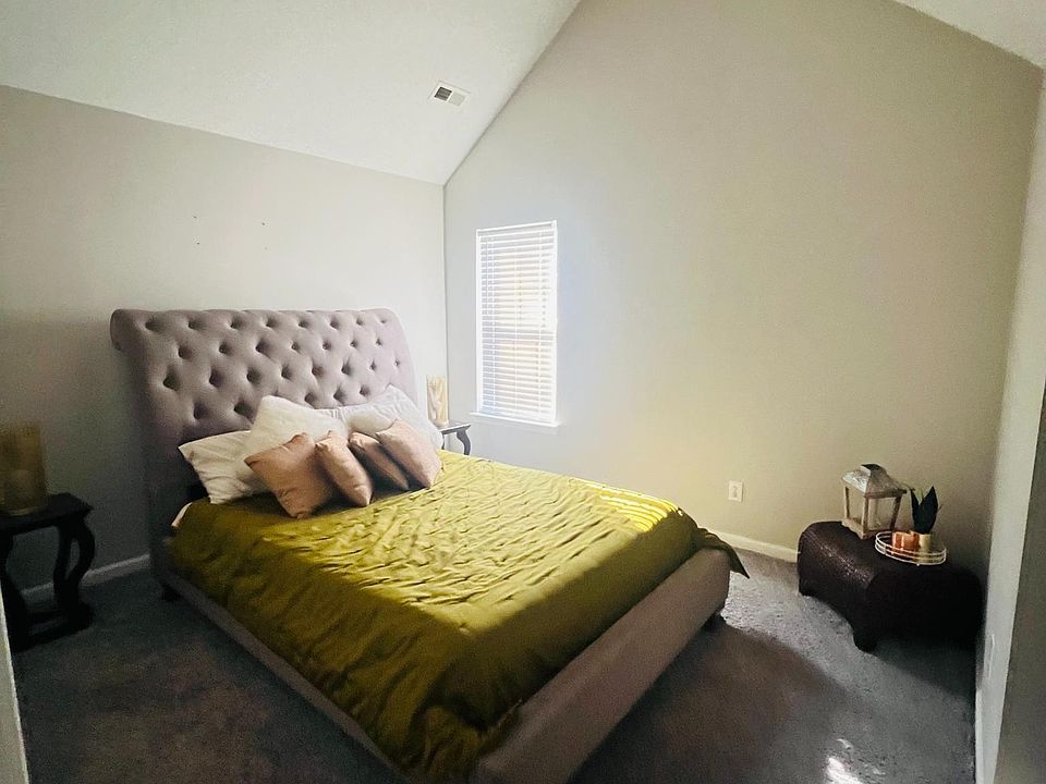 2nd image of 3518 Lukes Dr