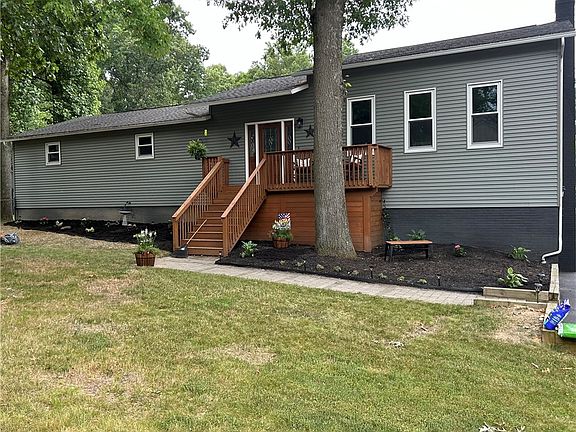 4th image of 5110 Redwood Dr
