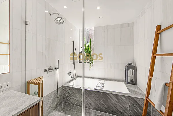 Rented by City Connections Realty | media 32