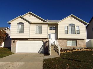158 W 1675 N, Layton, UT 84041