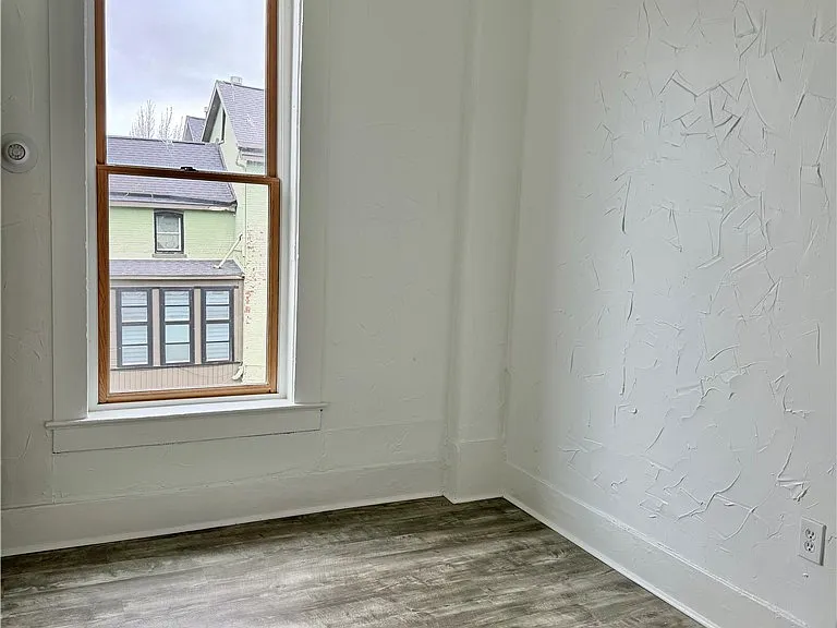 76 Tracy St #7 — Photo 4