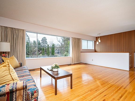 5th image of 1634 Ross Rd