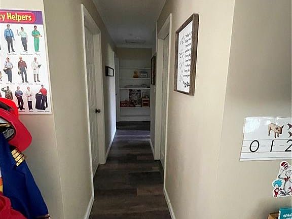 5th image of 3914 Prescott Ave