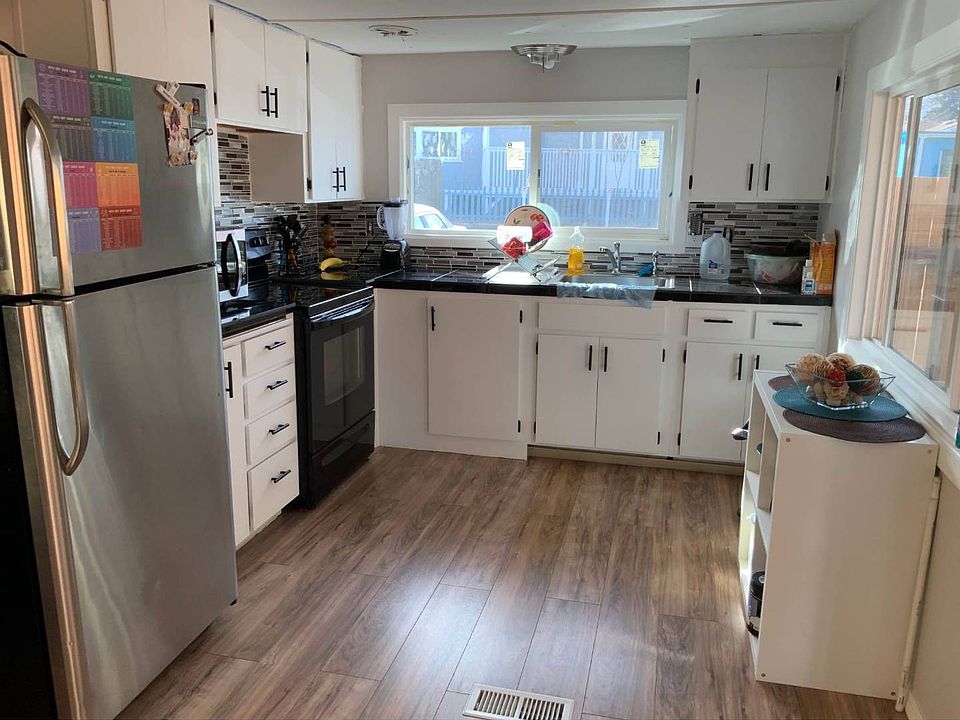 1st image of 1106 NE 72nd St