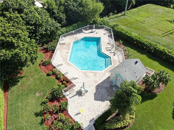 4th image of 14830 Lake Olive Dr