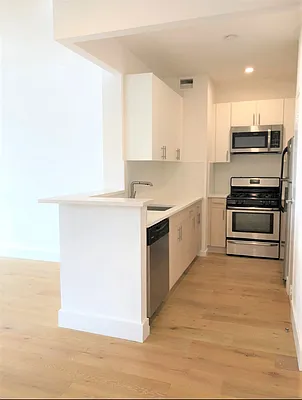 Rented by Corcoran | media 23