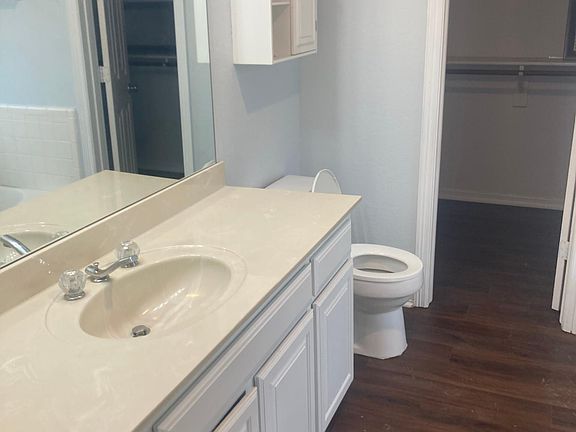 5th image of 7449 Arbor Park Dr