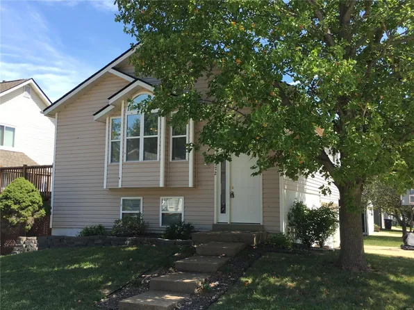 172 Glenbarr Ct, Valley Park, MO 63088