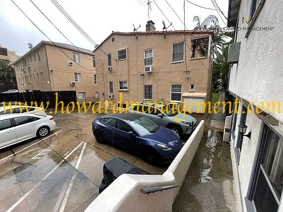 3rd image of 1833-1839 Grace Ave #183575