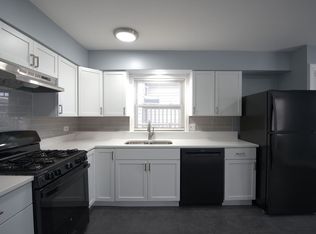 10622 S Eggleston Ave, Chicago, IL 60628
