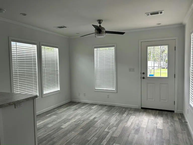 Dade City RV Resort — Photo 55