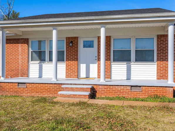 1107 Highland Ave, Muscle Shoals, AL 35661