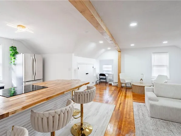 49-51 Wealth Ave, Providence, RI 02908