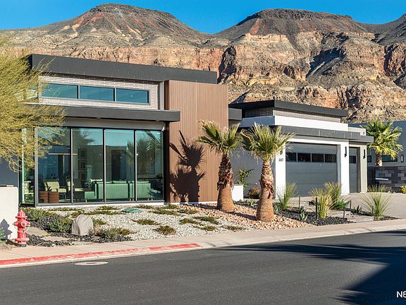 2nd image of 3607 S Cypress Point Rd