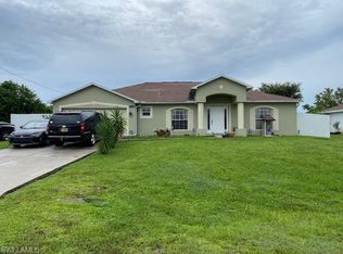 2910 22nd St SW, Lehigh Acres, FL 33976