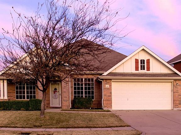 3rd image of 9224 Water Oak Dr