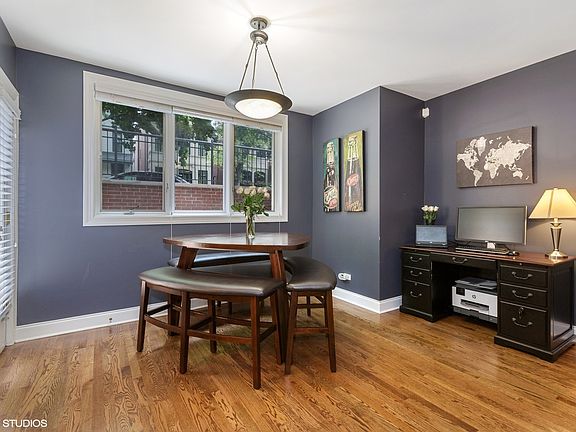 5th image of 3726 N Greenview Ave APT 1