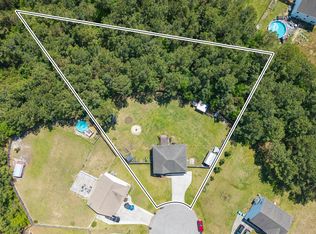 302 Sunbeam Court, Richlands, NC 28574
