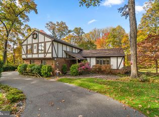 608 Angus Dr, Sykesville, MD 21784