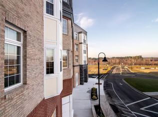 Woodmont Commons Apartments, Londonderry, NH 03053