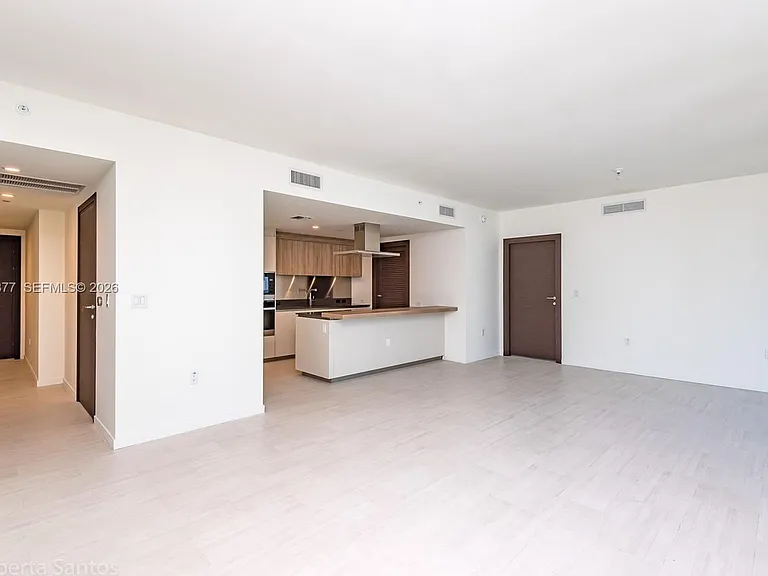1000 Brickell Plz #4509 — Photo 46