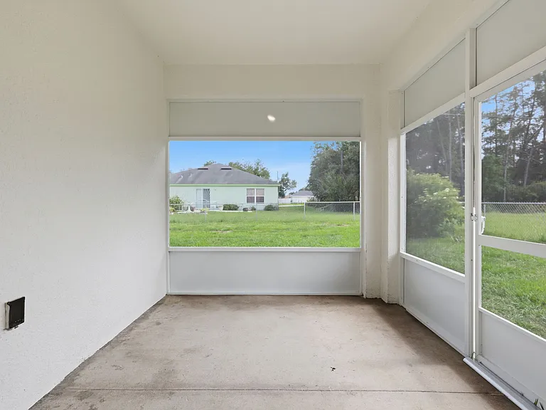 5574 SW 128th Pl — Photo 71