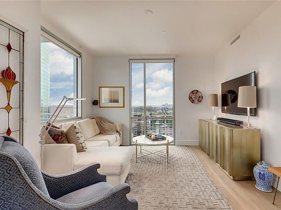 3rd image of 222 West Ave Unit 2112
