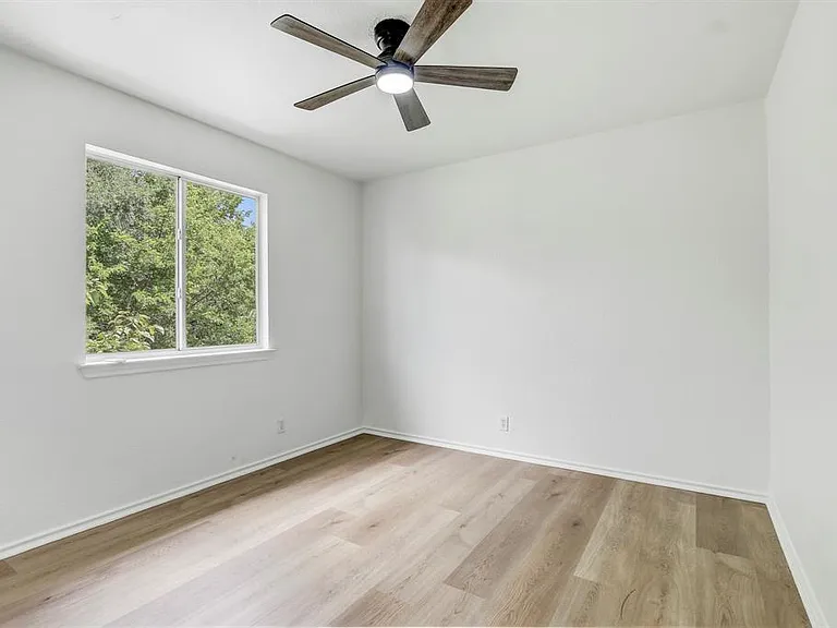 16803 Bailey Jean Dr — Photo 24