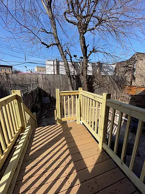 Rented by Compass | media 33